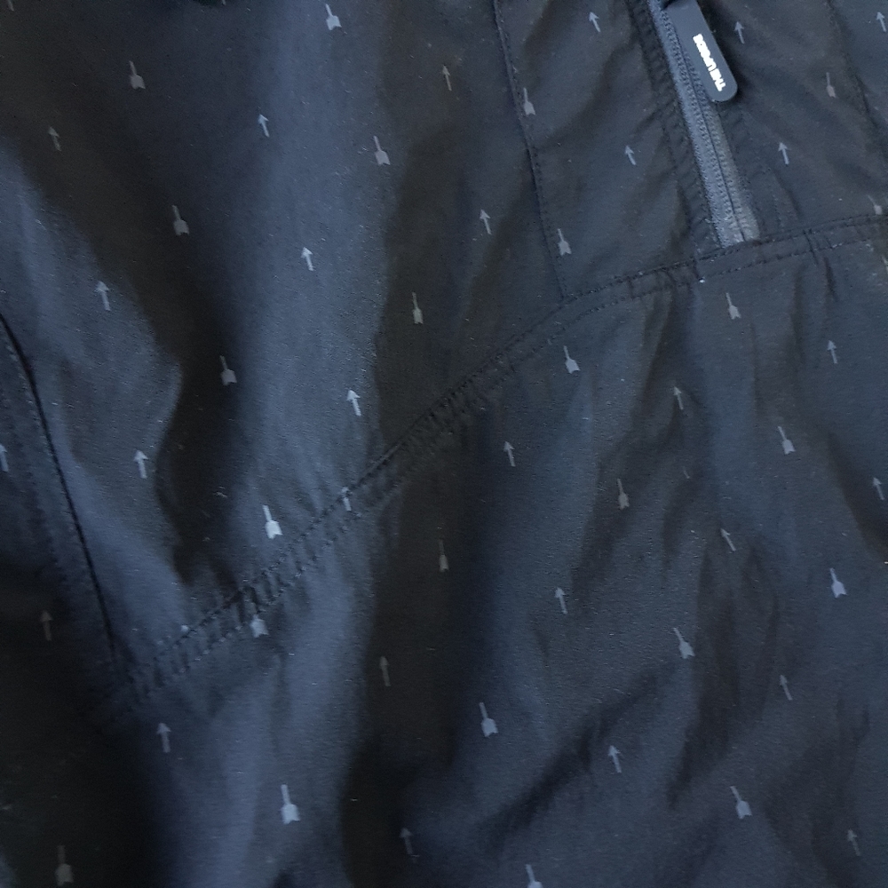 The Upside Performance Pullover Windbreaker Arrow… - image 3